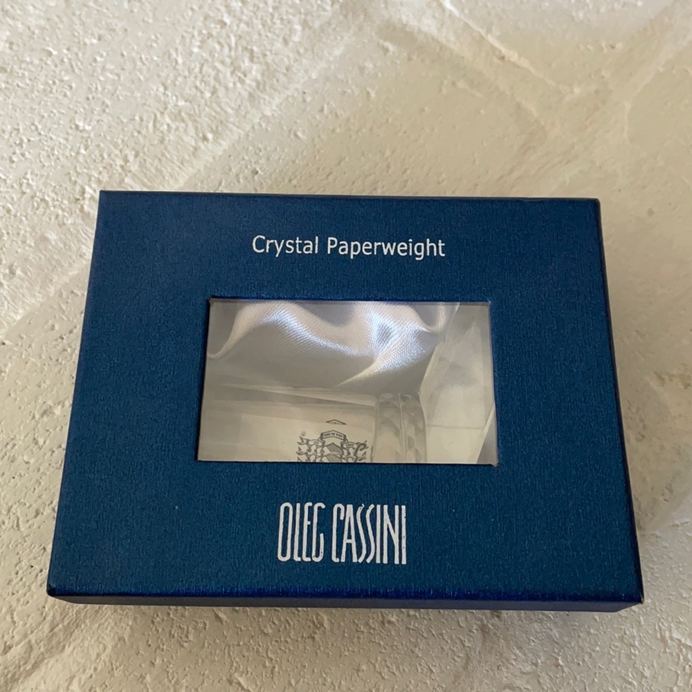 Crystal Boot Paperweight - Picture 2 of 7